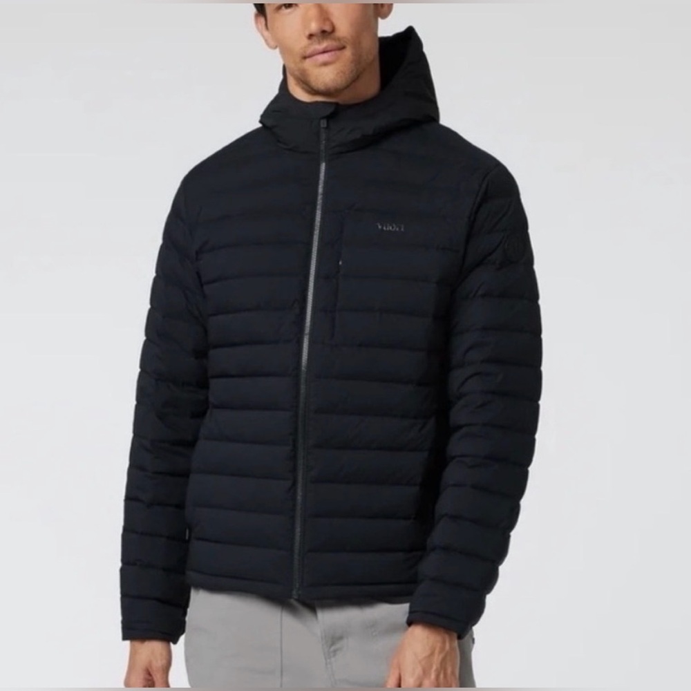 Vuori Men's Steadfast FZ Hooded down Jacket Black size medium NWT💥OUT OF STOCK💥